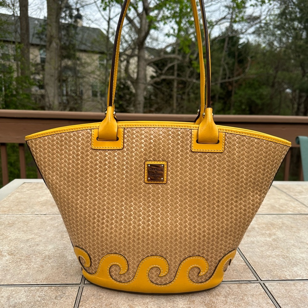 Dooney & Bourke Beacon Woven Atlantic Tote Light Taupe - Picture 5 of 16